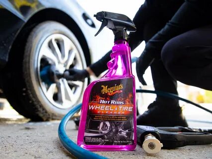 Wheel cleaner