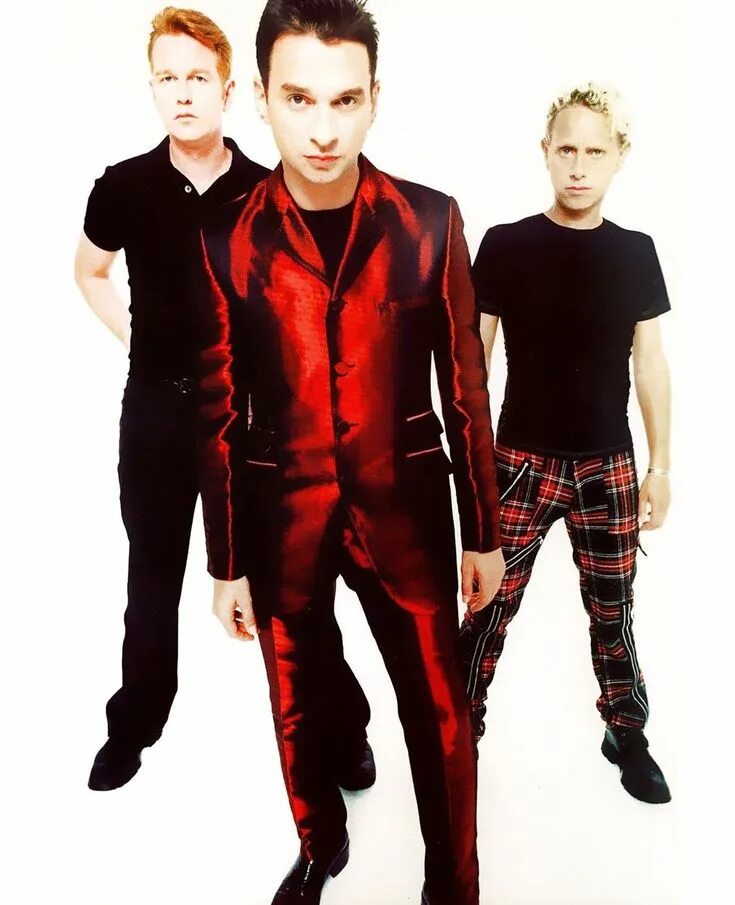 Депеш мод ин е. Депеш мод 1998. martin gore 1997. группа depeche mode. depeche mode 2000.