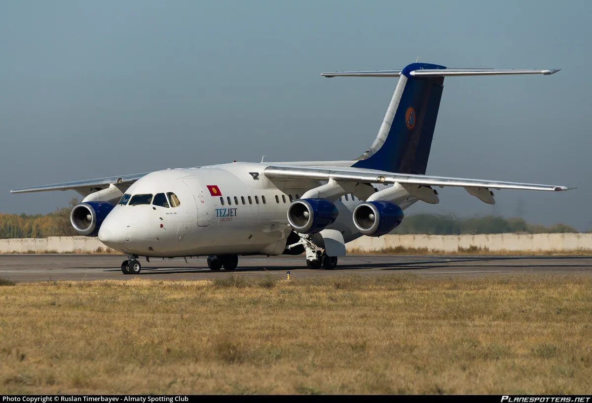 Bae 146 самолет. Ex-80003 md-83. Тез джет авиакомпания кыргызстан. Авиакомпания тез. Bae avro rj85 tez jet.
