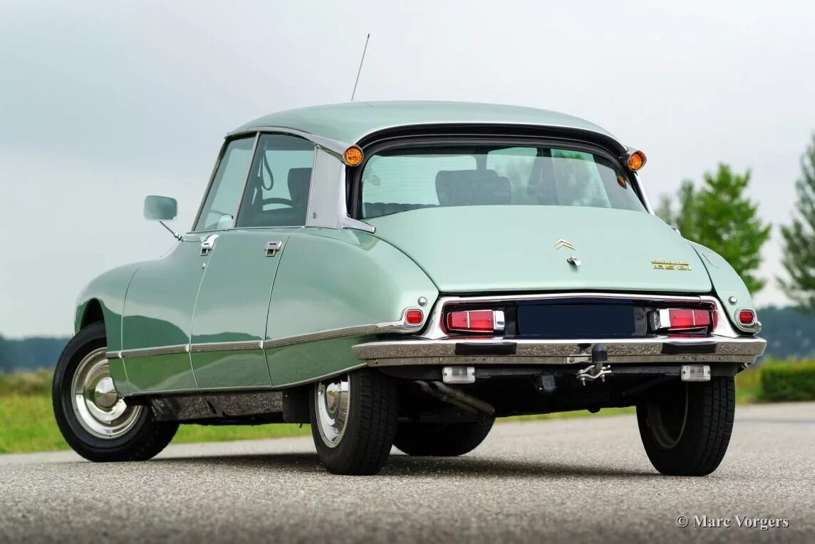 Ситроен типа. Citroen ds21 pallas. citroen ds19. ситроен дс 21. citroen ds 1972.