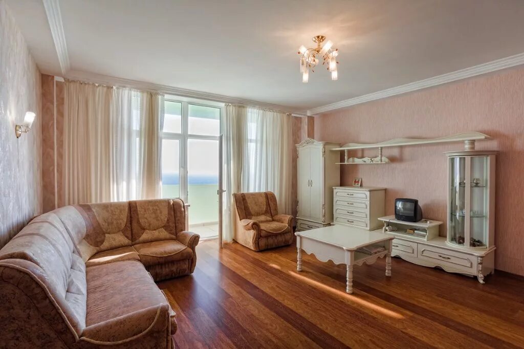 апартаменты с видом на море. долинный переулок 15 коктебель. симеиз. недорогие квартиры в крыму. реклама апартаменты в крыму.