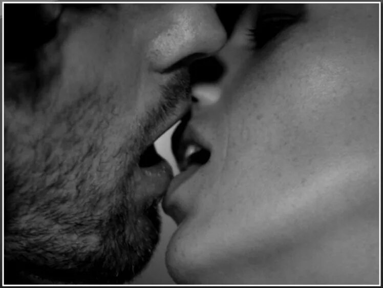 Страстные поцелуй картинки мужчине. Страстные поцелуи. Поцелуи страстные в губы. Мужские губы поцелуй. Страстный поцелуй с языком.