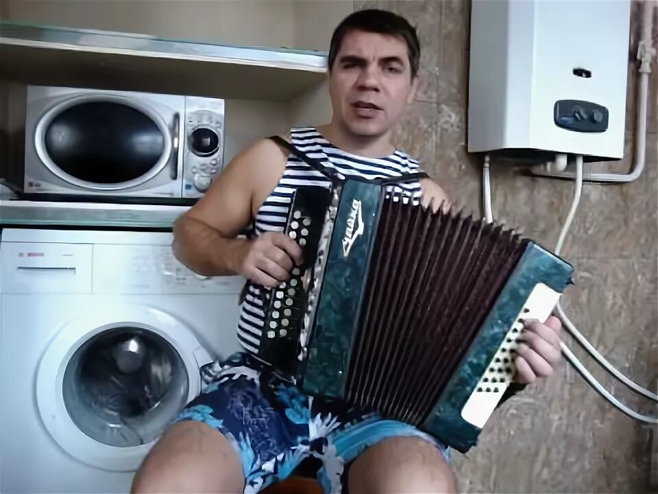 Наигрыши на гармони. Песня под гармонь самородков. Миди гармонь. Современные песни под гармонь слушать видео. Песня под гармонь самородков.