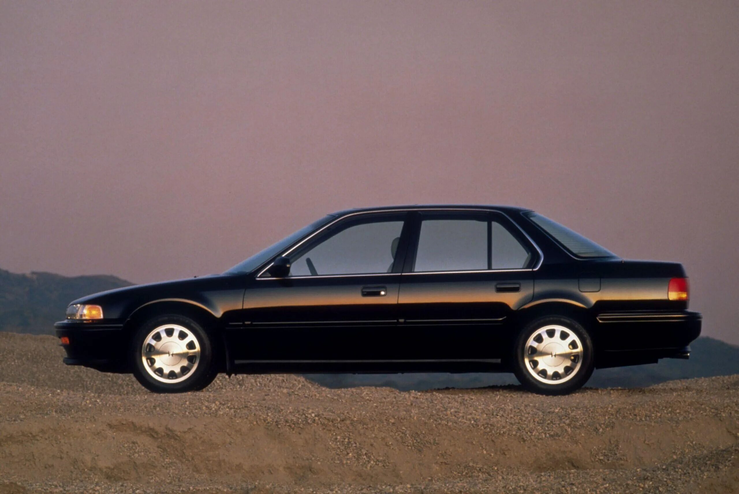 Хонда аккорд 4 купить. Honda Accord 4 поколение. Honda Accord 1990 2.0. Honda Accord 1990. Honda Accord 1990 sedan.
