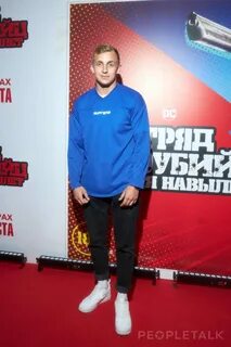 Настоящая фамилия саши стоуна