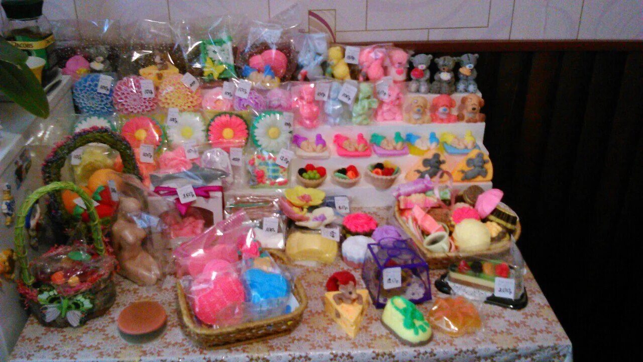 Все для мыловарения интернет магазин в брянске. Поделка на тему продлись очарованье лета. Колье из коконов шелкопряда. Подарочный набор конфет брянский лес. Колье ландыши.