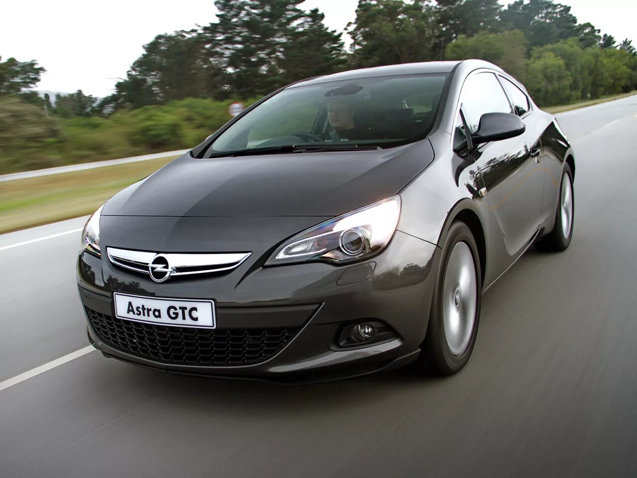 Opel Astra GTC. Opel Astra 2012. Opel Astra GTC 2012. Opel line