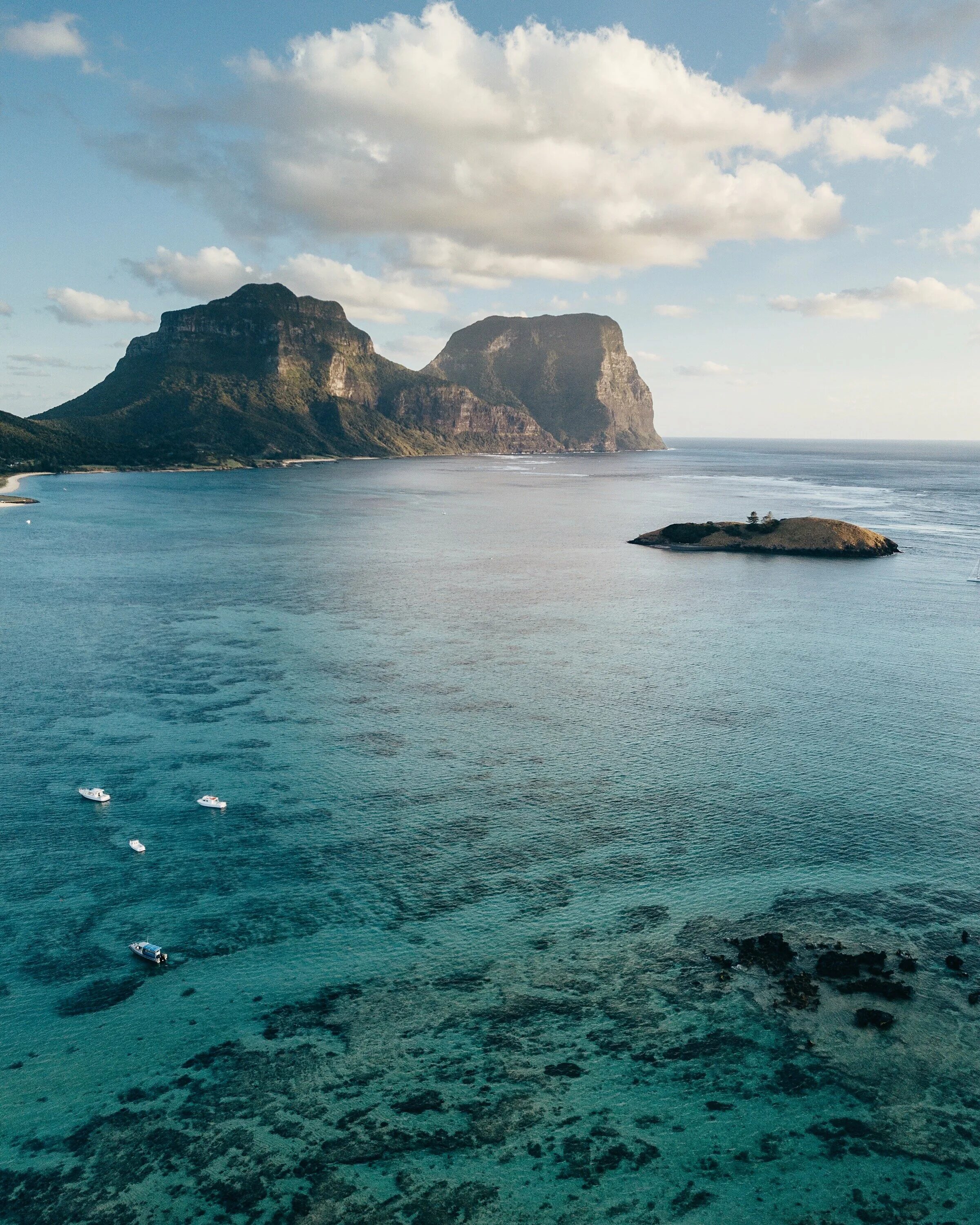 Just island. Остров хау Австралия.