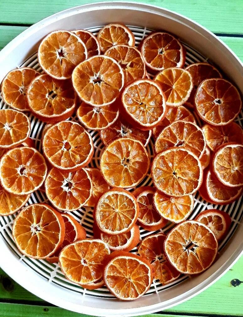 полезны ли апельсины. апельсин польза. полезные свойства апельсина. чем полезен апельсин. апельсин сушеный.