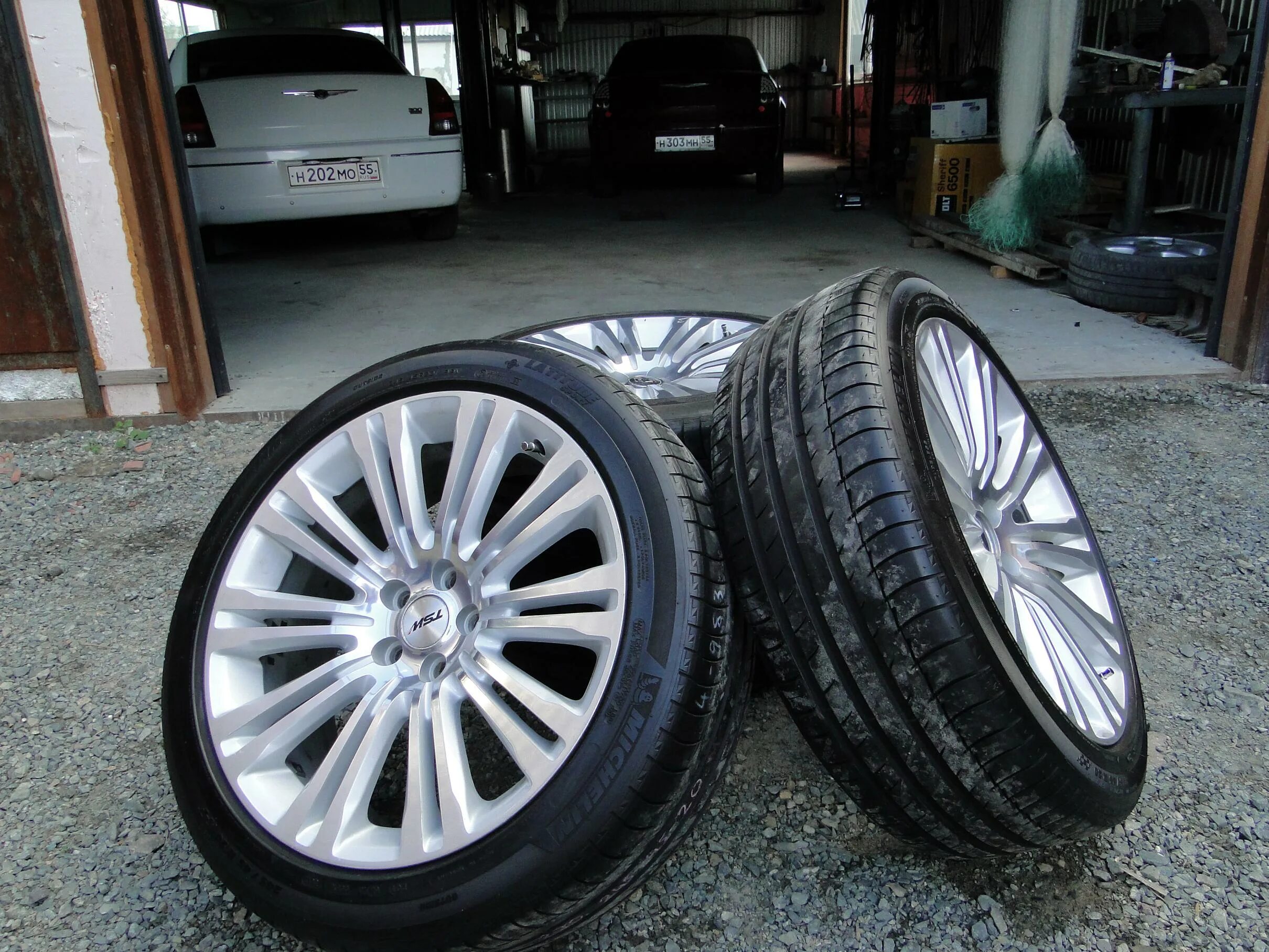 Диски 245 45 20. 245/45 R20. Диски 245/45 r20 Lexus. 245 45 R20 drive2 Chrysler.