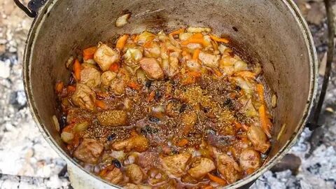 Вкусный плов на костре из свинины