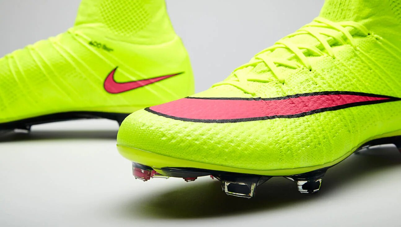 Найк меркуриал аир. Nike Mercurial Superfly 4. Nike Mercurial Superfly White. Nike Superfly 4 Pink. Nike Mercurial Superfly 2022.