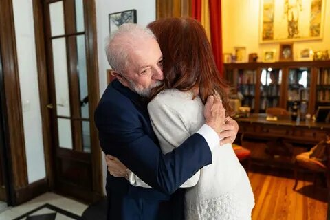 Lula da Silva planta a Milei en Buenos Aires en el almuerzo de gala y visit...