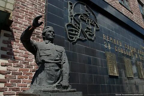 Ленинская слобода 27
