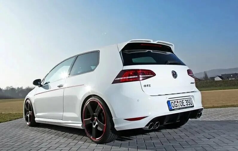 Спойлер на гольф. Гольф GTI mk7. Golf 7.5 GTI. Volkswagen Golf GTI 7.5 спойлер. Спойлер Volkswagen Golf mk7.