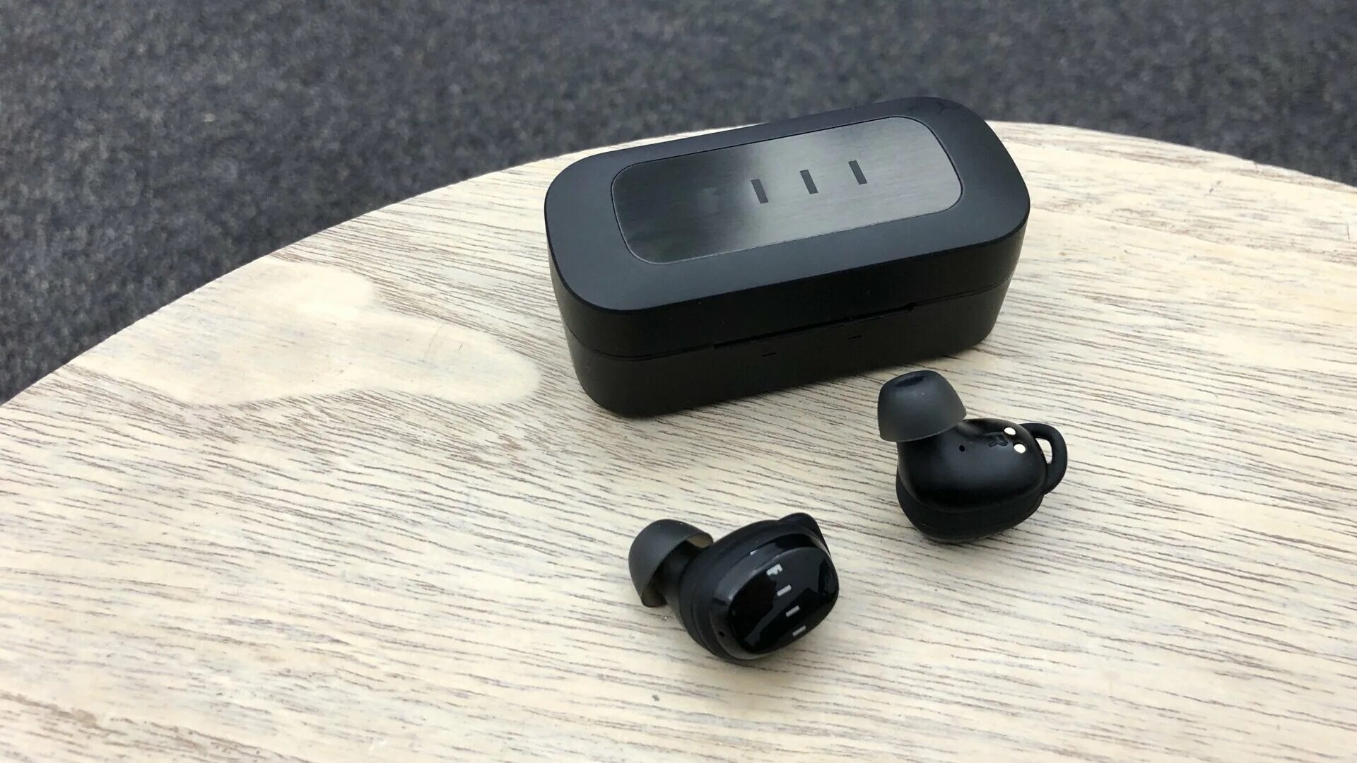 Xiaomi haylou s35 anc можно ли подключить вторые наушники. Xiaomi gt1 pro. Гибридные наушники вкладыши. Наушники xiaomi x1. Беспроводные наушники xiaomi haylou gt1 tws bluetooth earphone.