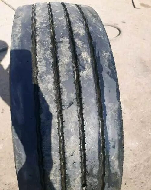 Hankook ah22. Ханкук ah22. Грузовая резина Hankook 245 r19,5. Hankook ah02. 245 70 б у