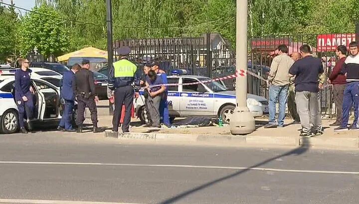 Побоище на хованском кладбище. Разборка хованское кладбище мем. Побоище на хованском кладбище. Побоище на хованском кладбище. Задержание хованского.