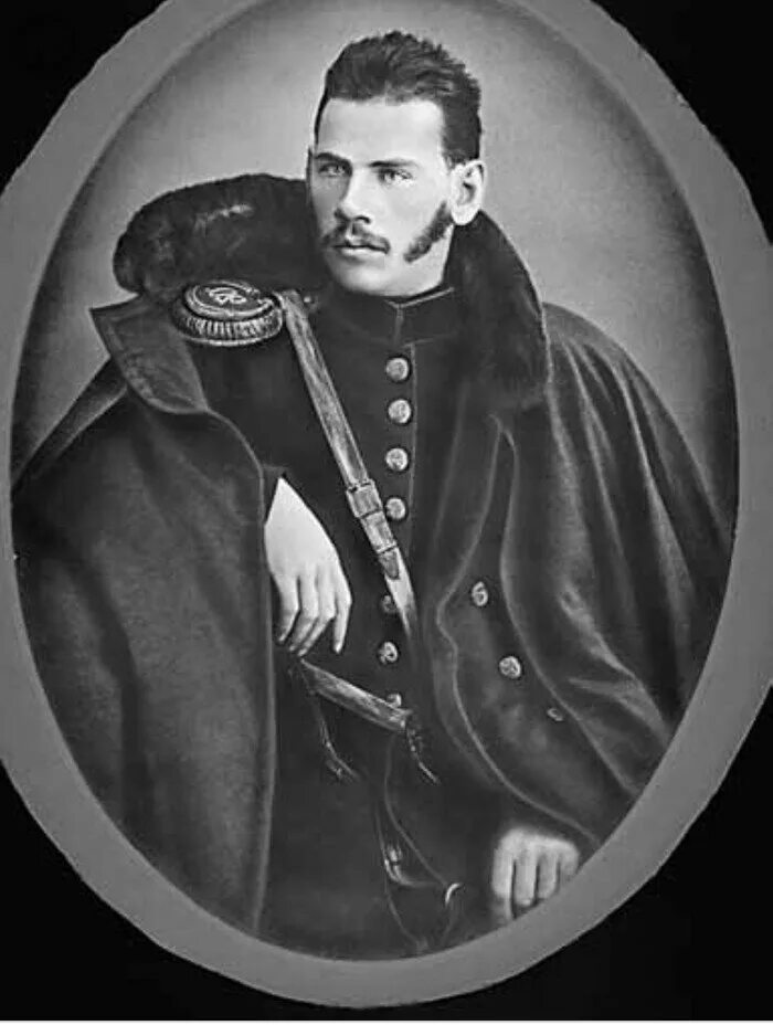 Лев толстой офицер. Лев николаевич толстой юность. л н толстой в молодости. толстой лев николаевич молодой 1854. лев толстой в юности.