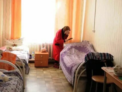 Дом престарелых комната золотая осень