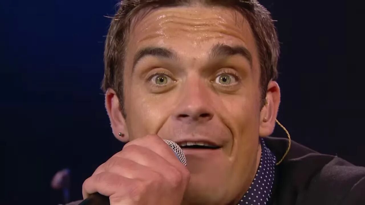 Feel: Robbie Williams. Робби Уильямс feel. R.Williams feel. Кто снимался в клипе Робби Уильямса feel. Робби уильямс фил