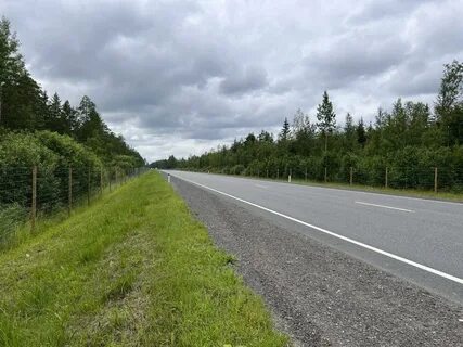 Продам участок на трассе