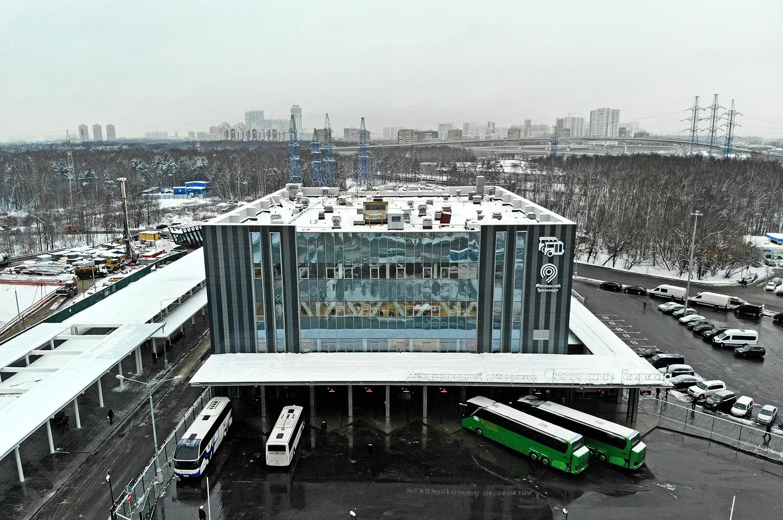 Международный автовокзал метро. Ховрино автовокзал Северные ворота. Ховрино вокзал Северные ворота. Международный автовокзал Северные ворота Ховрино. Автовокзал Северные ворота Москва Ховрино.