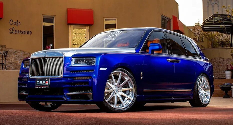 Two rolls. Rolls Royce Cullinan обвес. Rolls Royce Cullinan 2022 Tuning. Rolls Royce Cullinan Tuning 2021. RR Cullinan 2022.