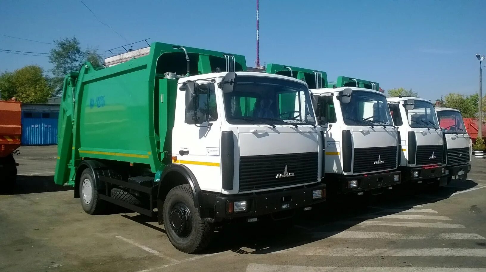 Белкоммашавто. Шасси маз-5550. Ко-806-20. Илосос jurop vac-jet. Белкоммашавто.