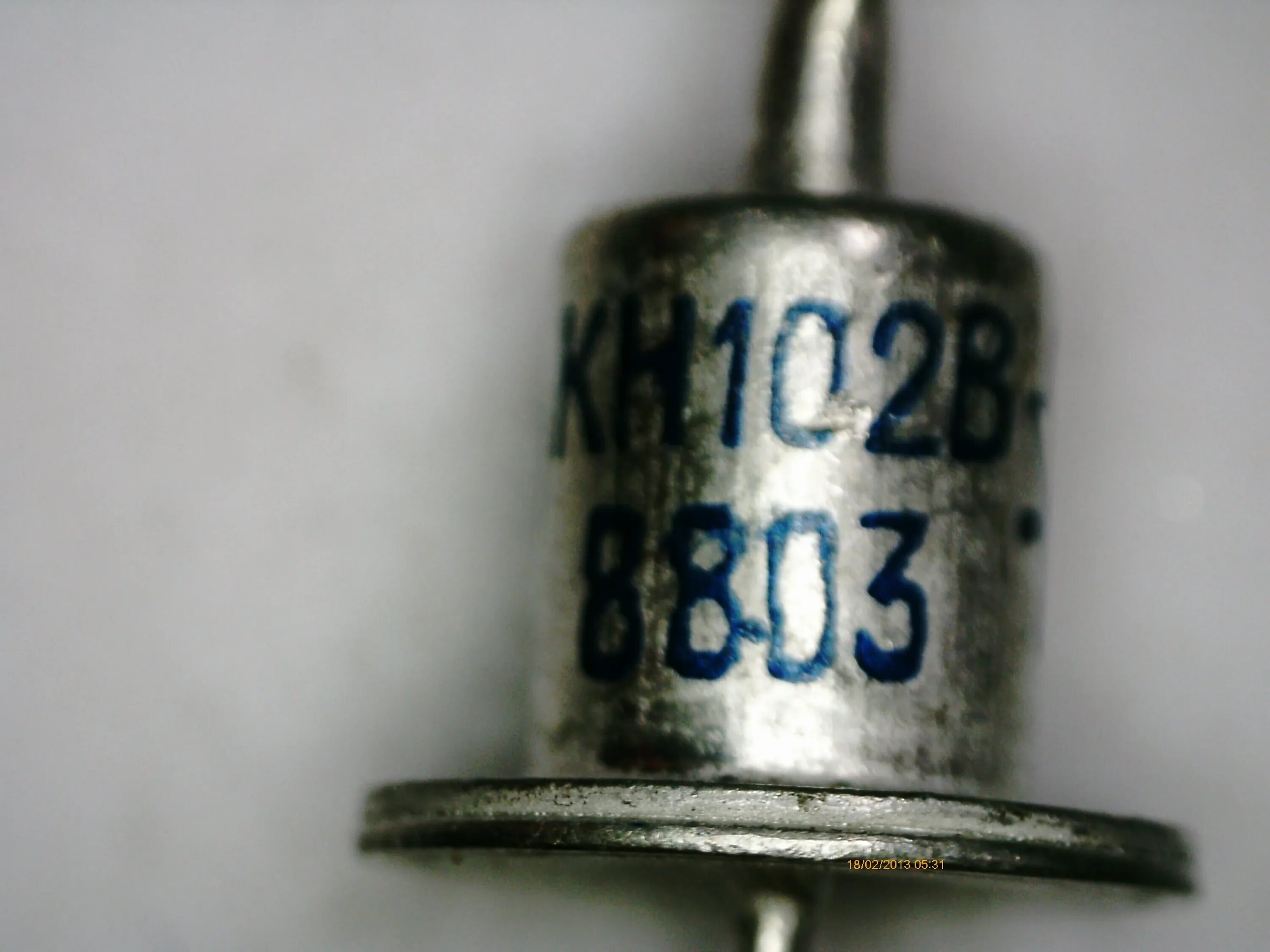 Полупроводниковый прибор кн102. Динистор кн102г аналог. Кн 102. Кн104б динистор. Диод кн102б.