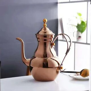Чайник длинный