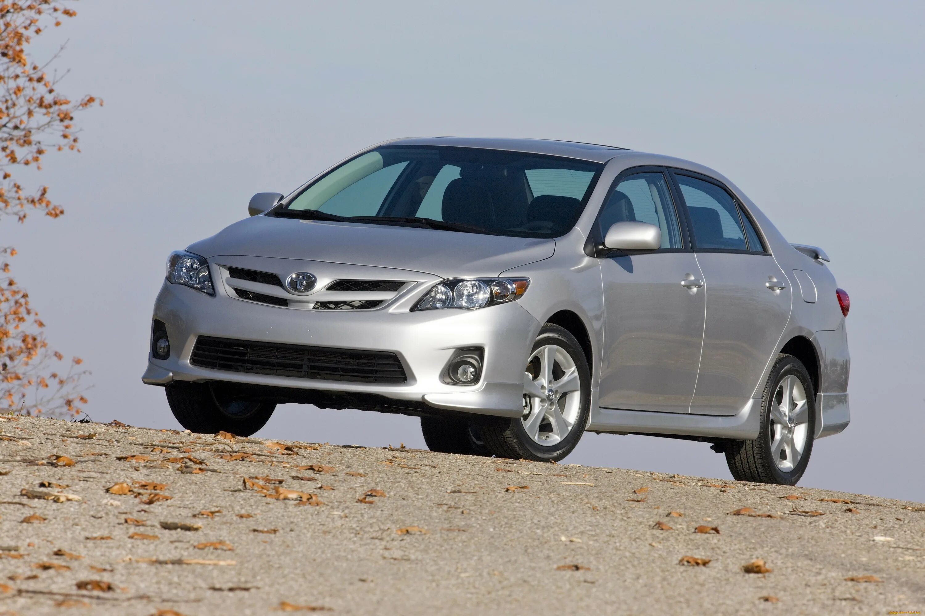 Купить тойоту короллу 2. Toyota Corolla 2011. Тойота Corolla 2011. Toyota Corolla s 2011. Тойота Королла s 2011.