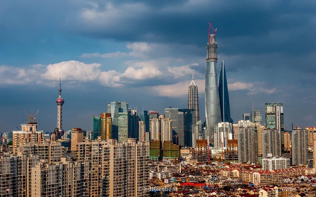 Шанхай небоскребы. Шанхай ТОВЕР небоскреб. Шанхайская башня в Шанхае. Китай Шанхай небоскребы. Шанхай Тауэр высота.