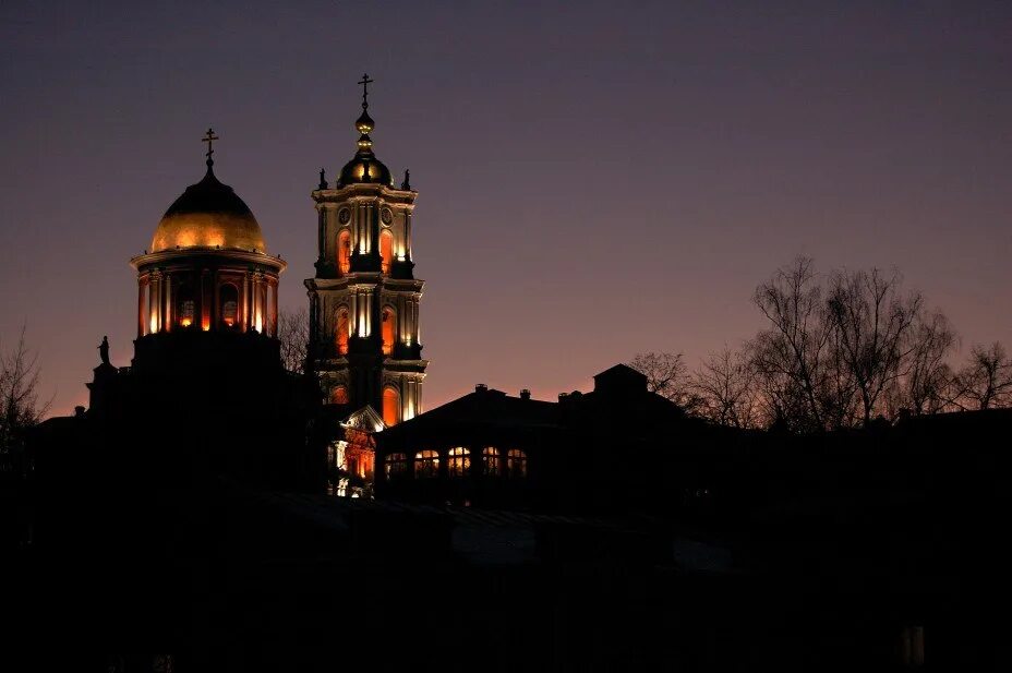 Southwold. Фильтры город сумы. Финляндия хельсинки собор. Старые дворы петербурга. Фотосессия у никольского собора.