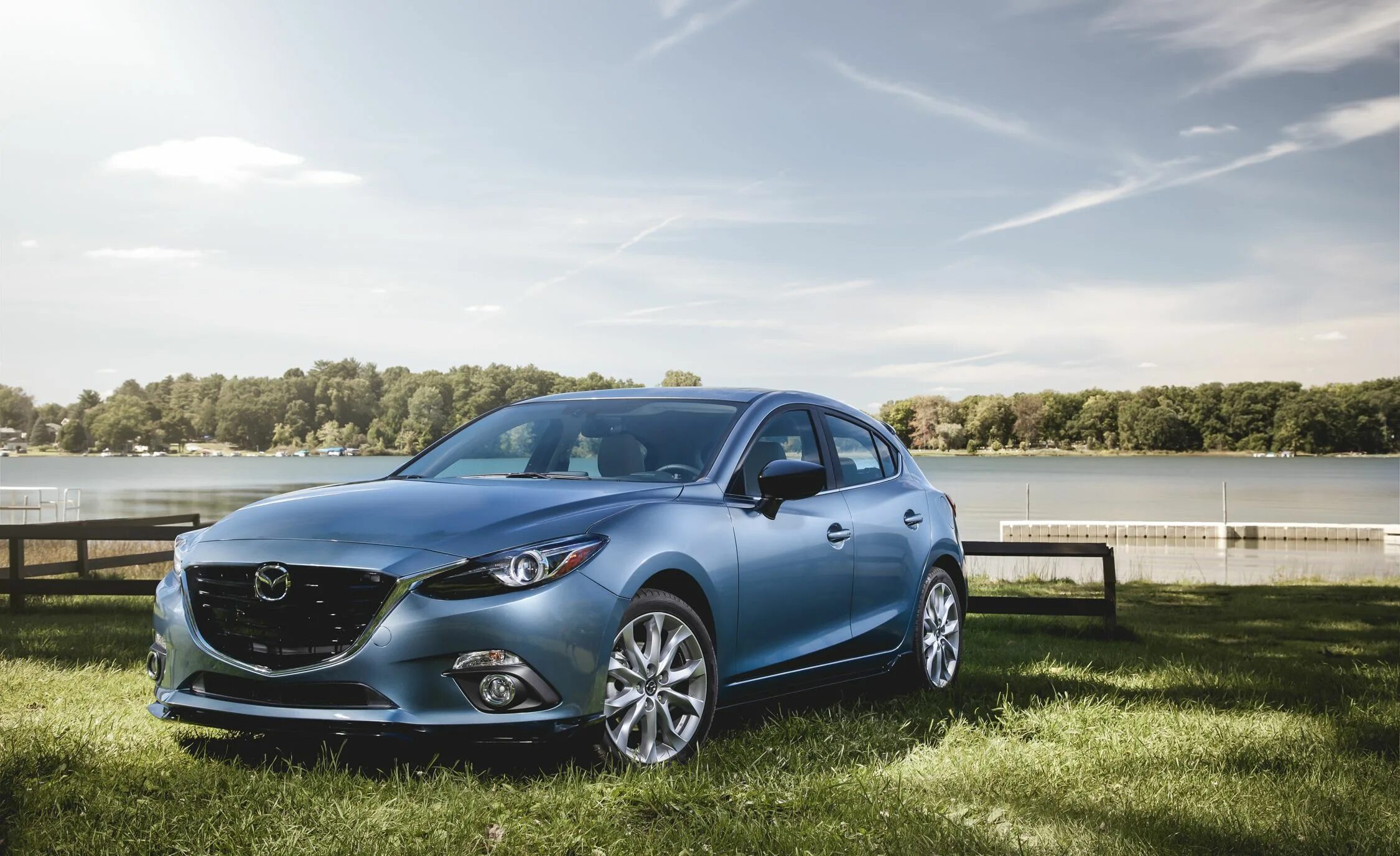 Mazda 3 2015. Мазда 3 хэтчбек 2015. Mazda 3 2015 Hatchback. Mazda Mazda 3 2014.