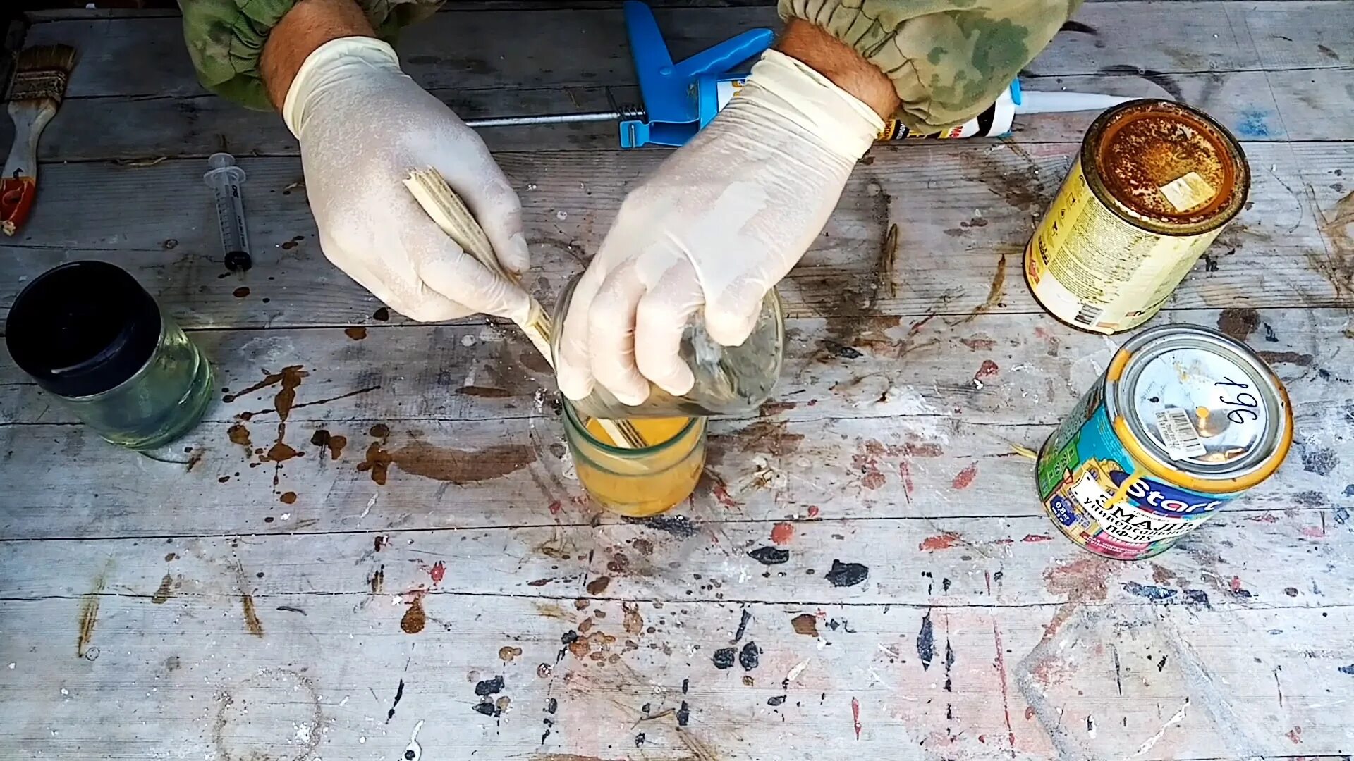 Как сделать краску больше. Процесс изготовления чернил. Краска водоотталкивающая для бетона. Гниение ног от одеколона. ВД от ржавчины.