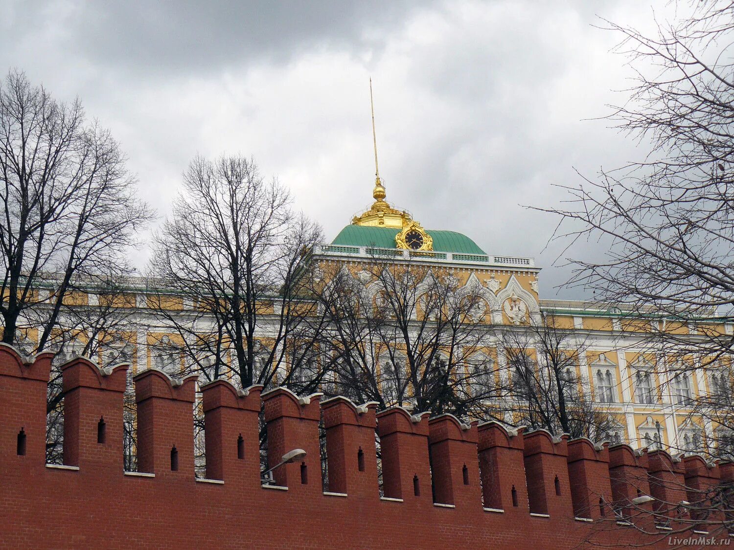 Большой кремлевский дворец история. Проект кремлевского дворца Баженов. Большой Кремлёвский дворец Баженова. Большой Кремлёвский дворец история. Дороги Высоцкого Кремлевский дворец.