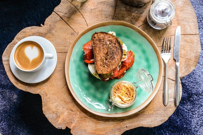 Кофе в обед 1. Второй английский завтрак ланч. Coffee lunch. Обед”, “завтрак”, “уютненько” или “очки с усами. Lunch with coffe.