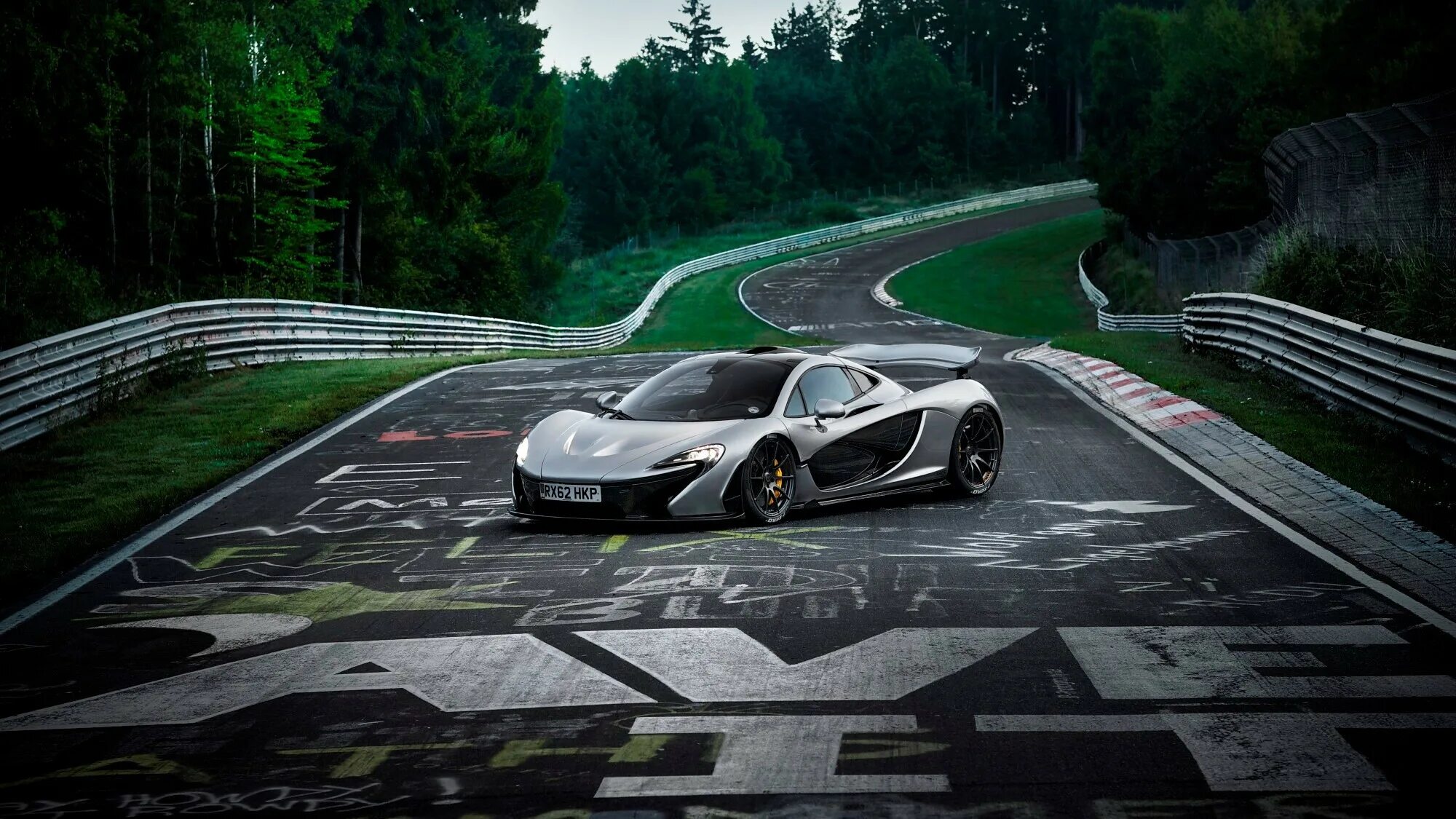 Х o o 9 9 o. Макларен Нордшляйфе. MCLAREN p1. MCLAREN p1 Nurburgring. Суперкар MCLAREN p1.