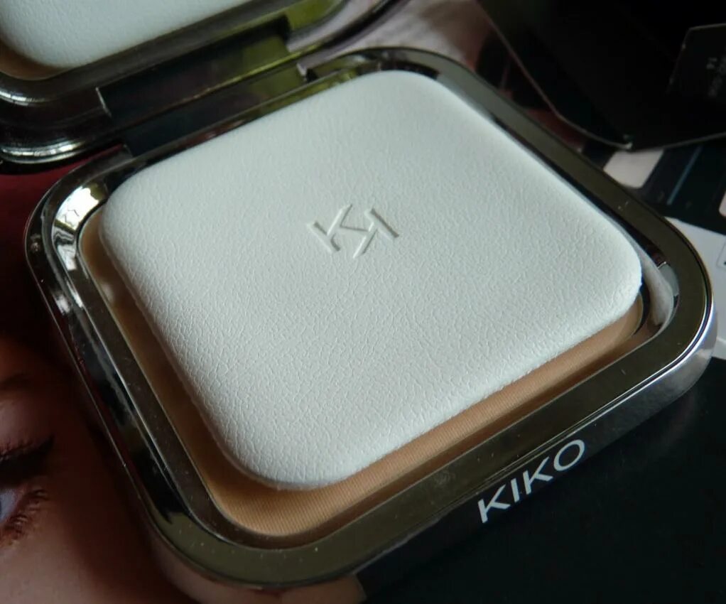 Пудра kiko milano radiant fusion. Kiko milano radiant fusion baked powder. Кико пудра оттенки. Kiko radiant fusion. Kiko radiant fusion baked powder.