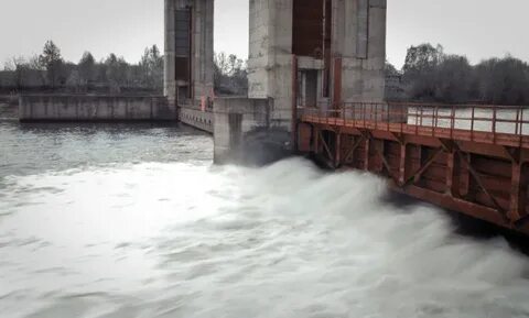Moskva dam