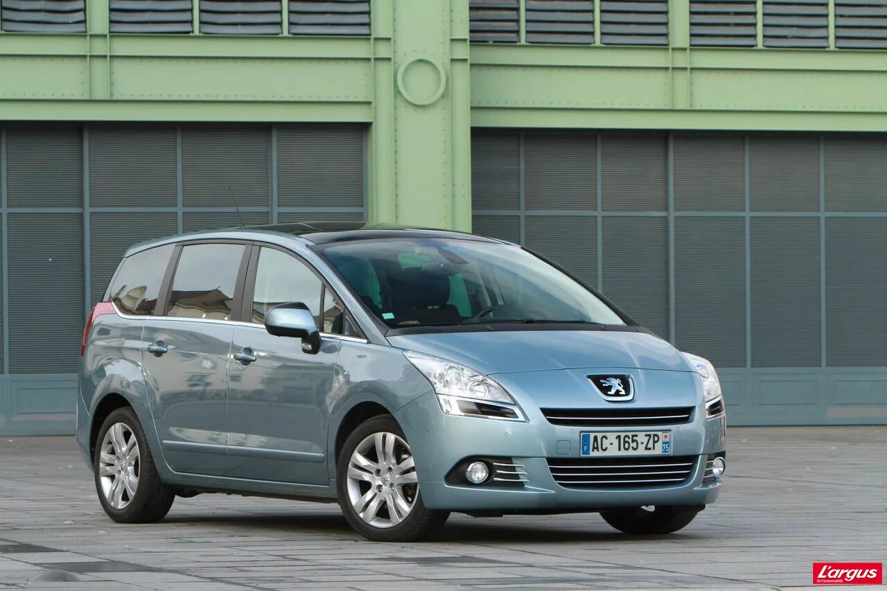 Peugeot 5008 2014. Peugeot 5008. Пежо 5008 все цвета. Пежо 5008 2012. Пежо 5008 2011 года.