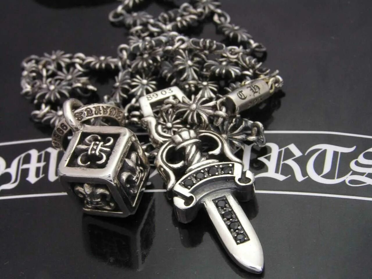 Хром хартс час. Chrome hearts blade hummer 3. Chrome hearts цепочка. Rolex x chrome hearts. Chrome hearts серебро.