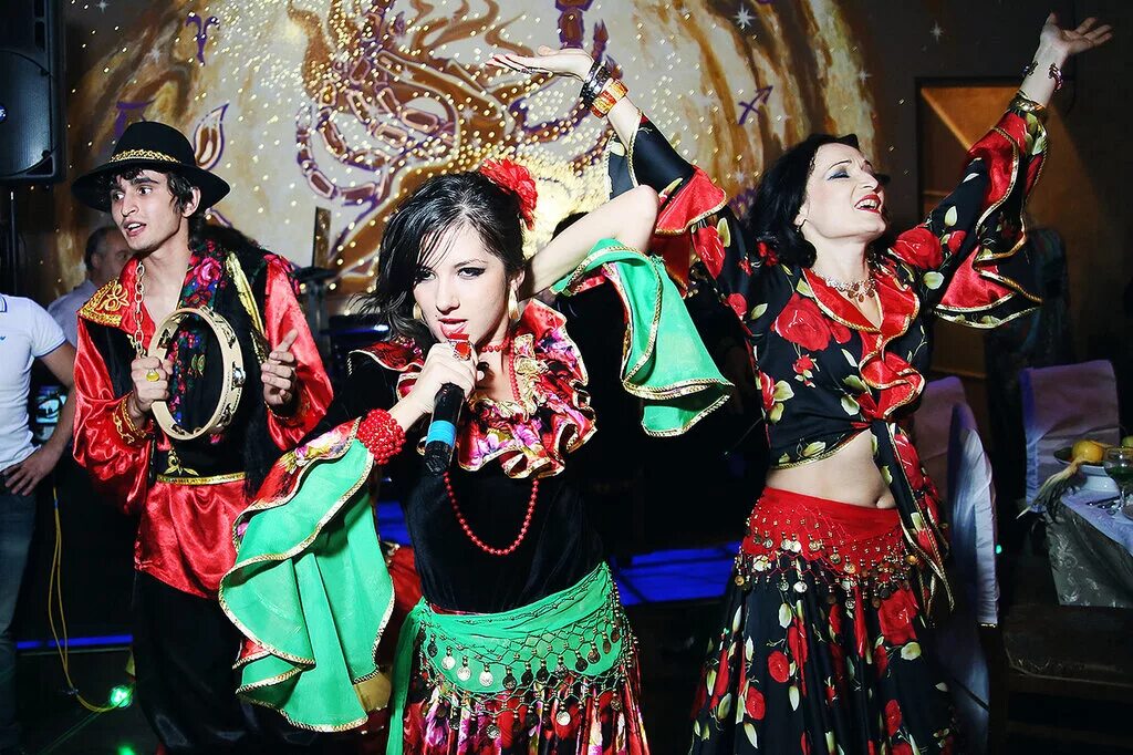 мухарямов эдуард. варенова "шайка светских дам". мухарямов ильдар гиндуллович. мухарямов мукадес миниазымович 25. мукатдес мухарямов табор.