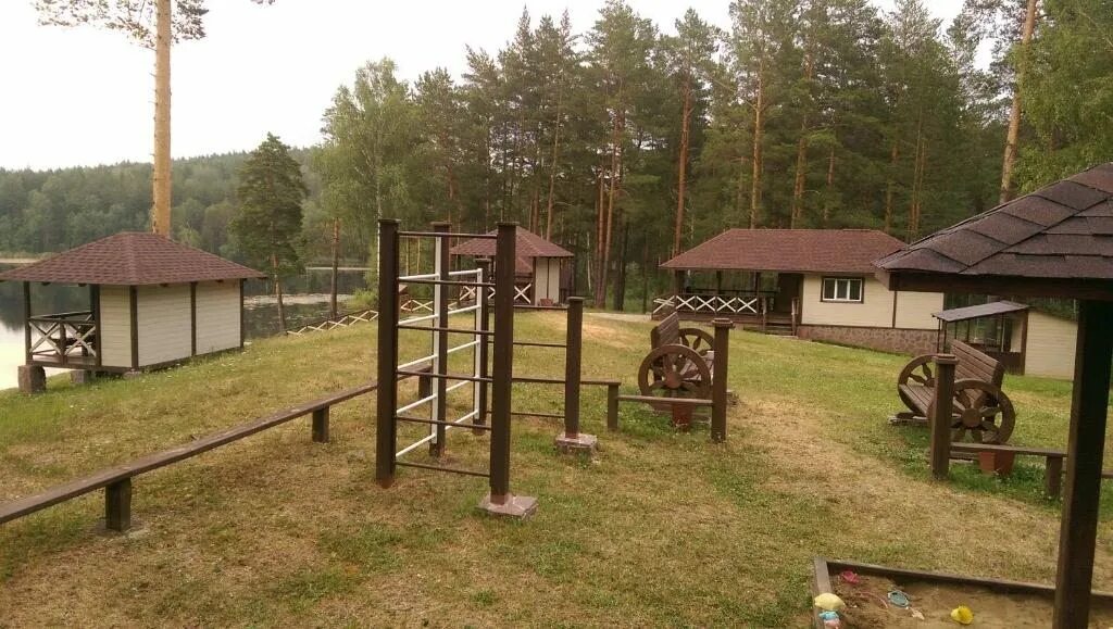 Фото: База отдыха Тургояк Шале, турбаза, Челябинская область, Миасский городской