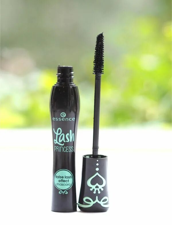 Essence lashes