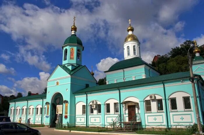 Свято никольский храм воронеж. Храм Митрофания Воронежского в Воронеже. Церковь Митрофана Воронежского, Воронеж, улица Софьи Перовской. Храм святителя Митрофана Воронежского СПБ. Церковь Чудотворца Митрофана Воронежского.