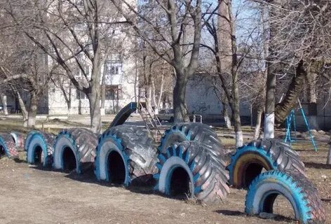 Двор колес