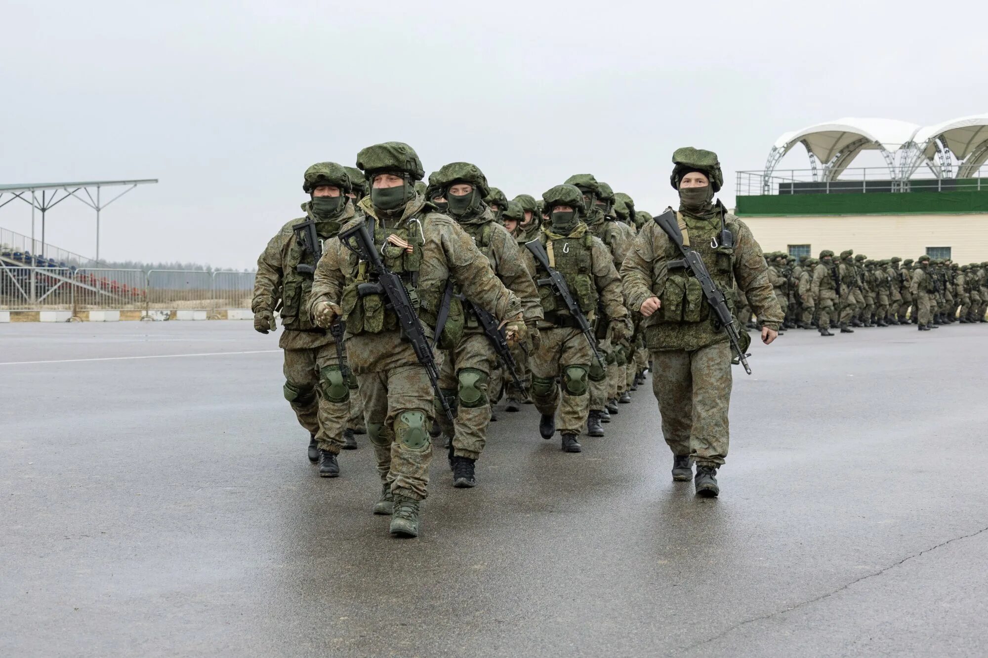 Сайт военных сво. Мобилизованные десантники. Мобилизованные фото военных. Сво колона мобилизованный. Боевое слаживание.