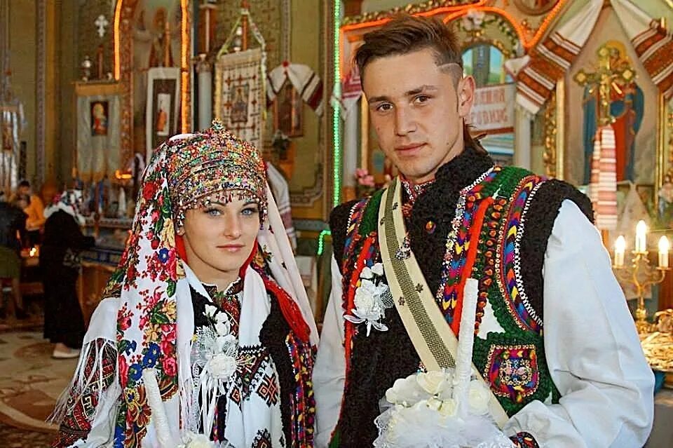 Жители западной украины. Он с западной украины. Bucovina 1866. Гуцулы закарпатья. Гуцулы 1972.